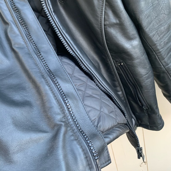Rare Wolff of Canada Motorcycle Leather Jacket✨ - Picture 3 of 16